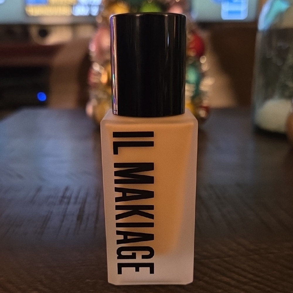 IL MAKIAGE Foundation - Tan